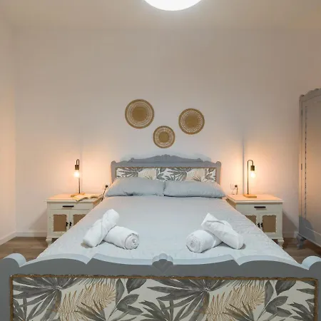 Live Tirajana Shepherds House