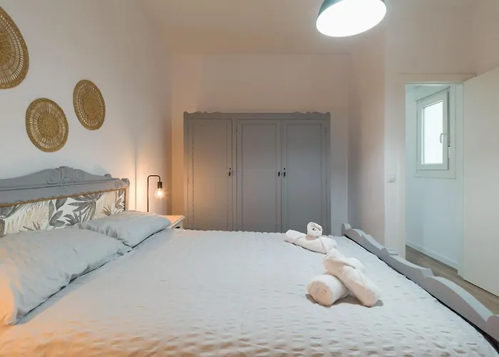 Live Tirajana Shepherds House *